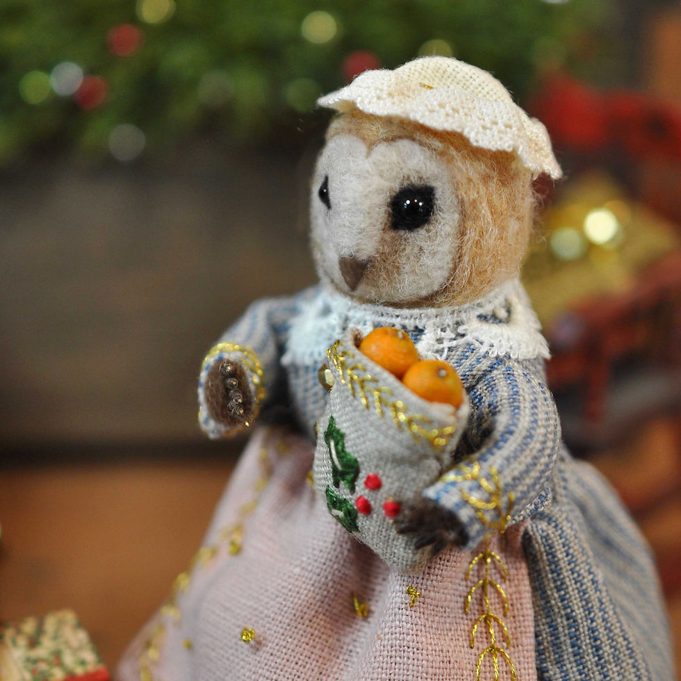 Miniature : Little Christmas Mrs Owl