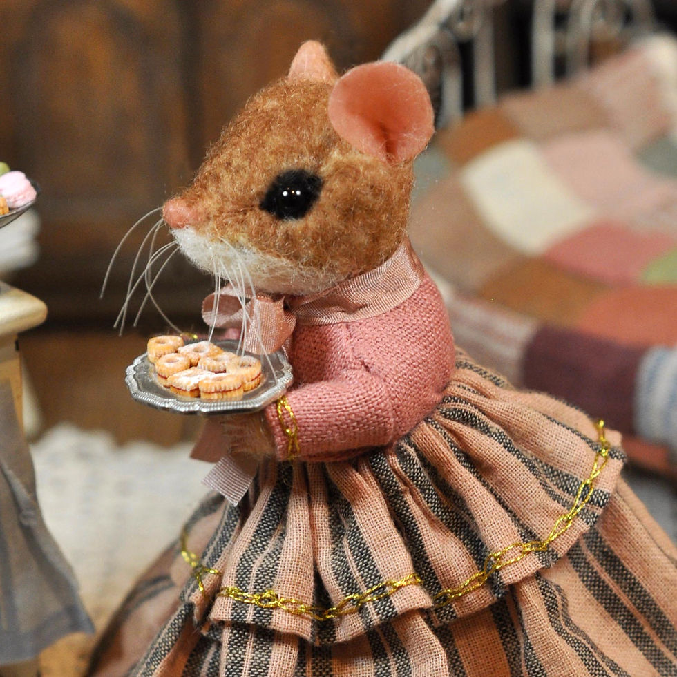 Thumbnail: Little Mrs Spring Dormouse