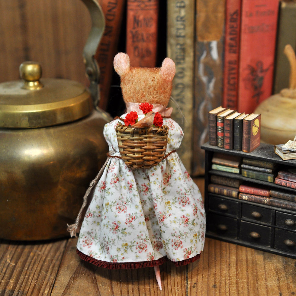 Miniature : Little Mrs Dormouse and her Geranium