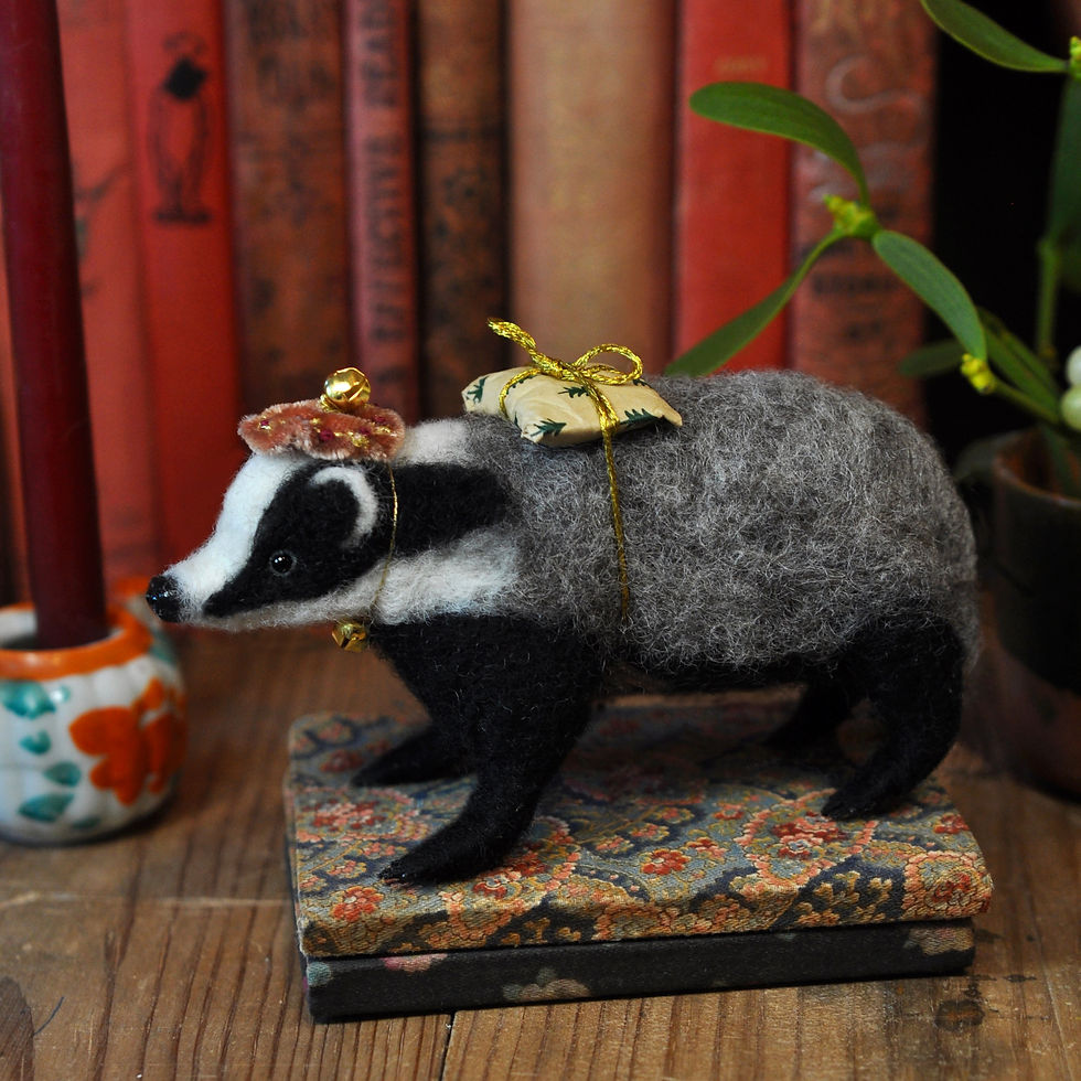 Miniature : Little Badger and his Christmas present