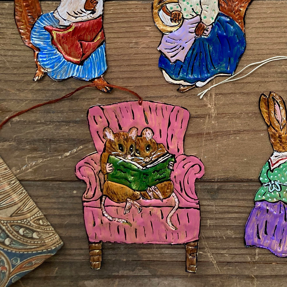 Miniature : Small tin ornament - Reading mice