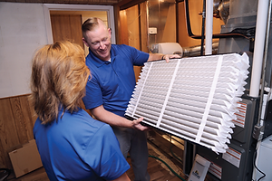 dealer-holding-filter85304f77073d629eabb1ff0300454ea0.png