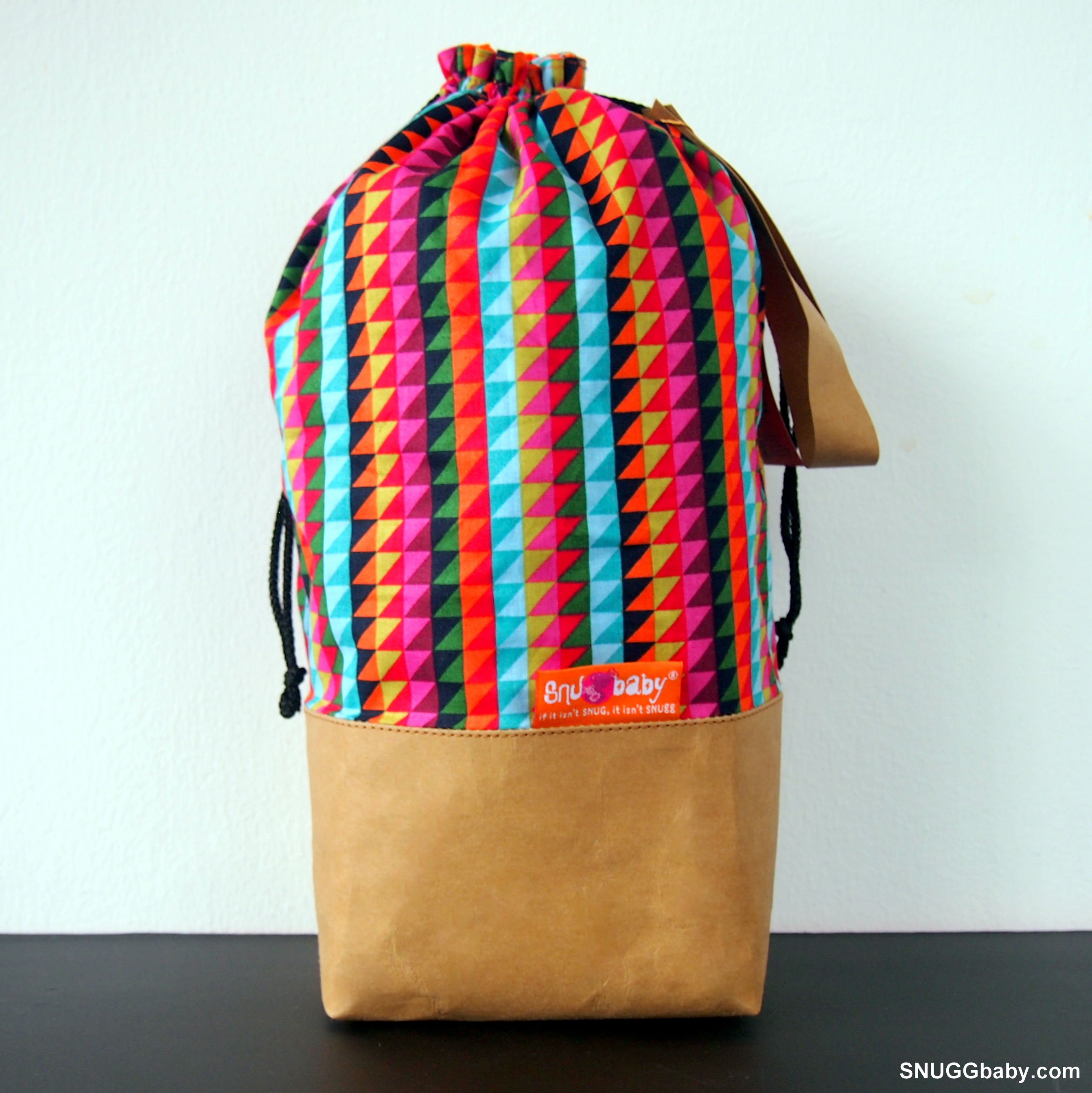 SNUGG Carrier Bag: Zig Zag (Multi)