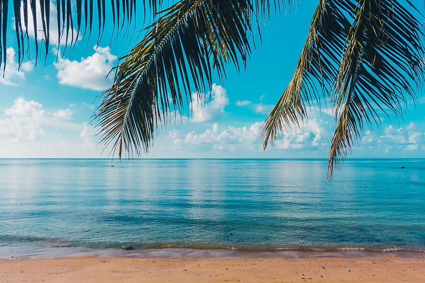 hermosa-playa-tropical-al-aire-libre-mar-isla-paraiso (1) (1).jpg