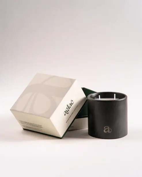 Miniature : Bougie parfumée - Bois de oud