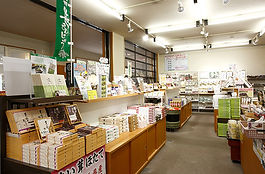 万座ホテルジュラク 売店「こまくさ」