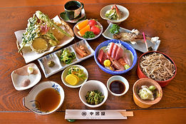 割烹 中居屋