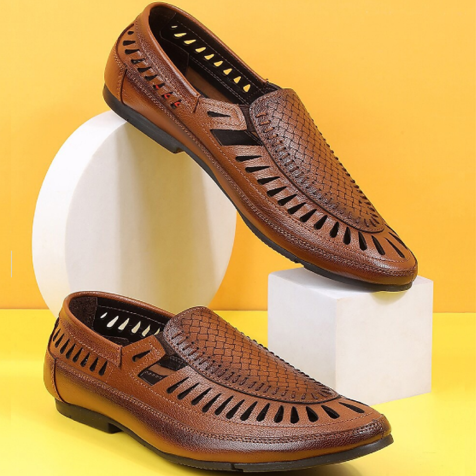 Men Textured Leather Shoe-Style Sandals