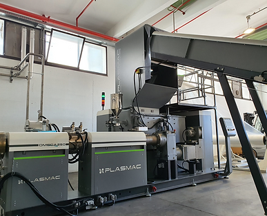 OMEGA plasitc extruder by PLASMAC installed