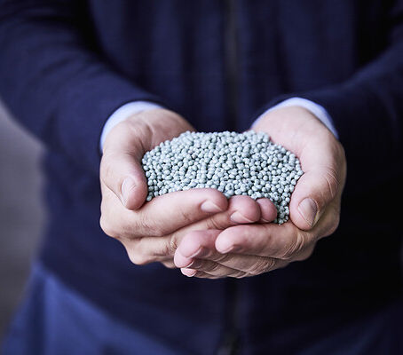 Pioneering tray-to-tray recyclingPET food packaging: VACUREMA® technology in use