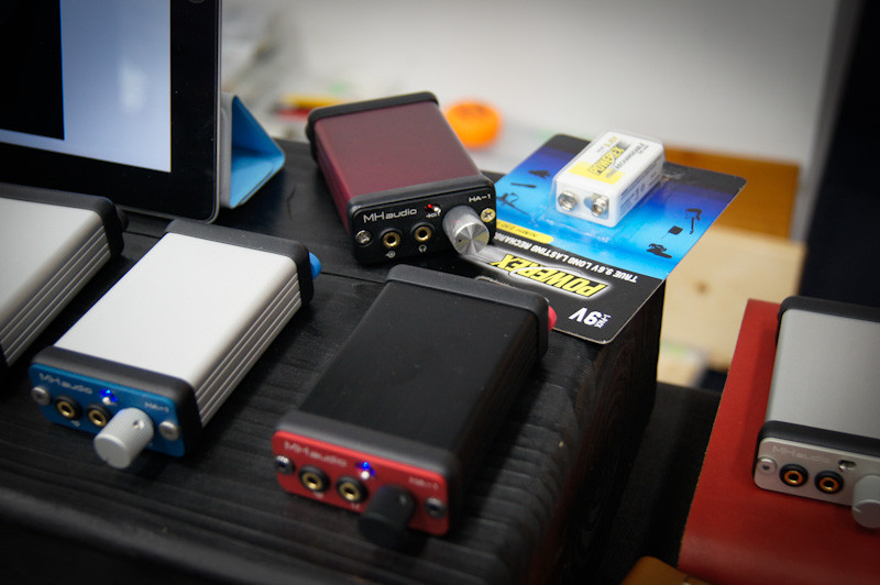 春のヘッドフォン祭 2012 報告5 充電式9V電池、ブースジャック