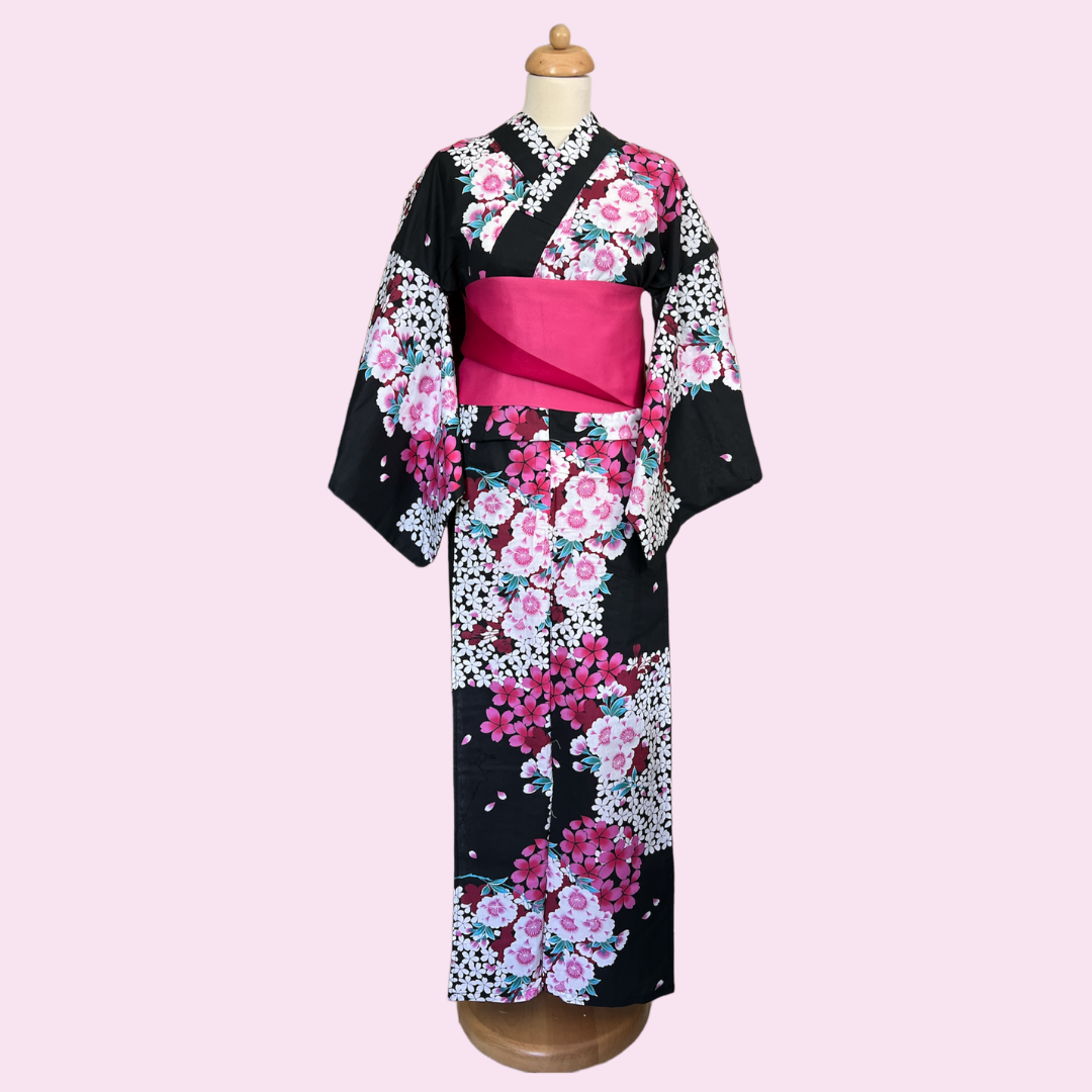 浴衣 黒地 白ピンク花柄 浴衣のみ / Pink & White Multi-flower Pattern Black Yukata (Yukata Only)