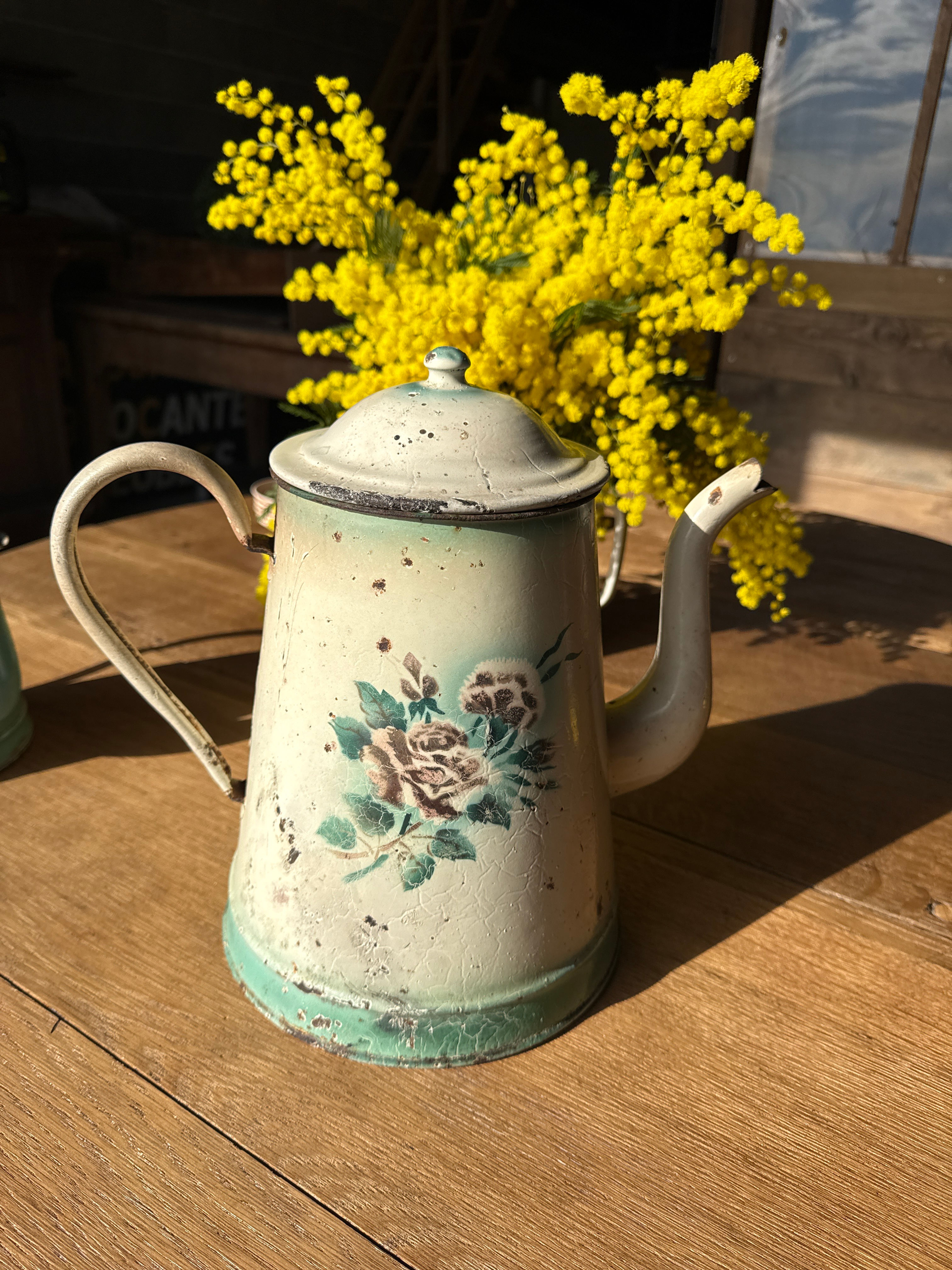 Cafetiere rare vintage metal émaillée