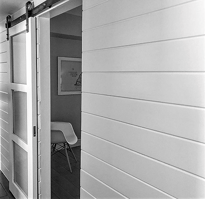 hallway orange br.PNG