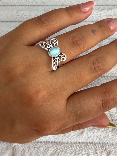 Anel borboleta larimar