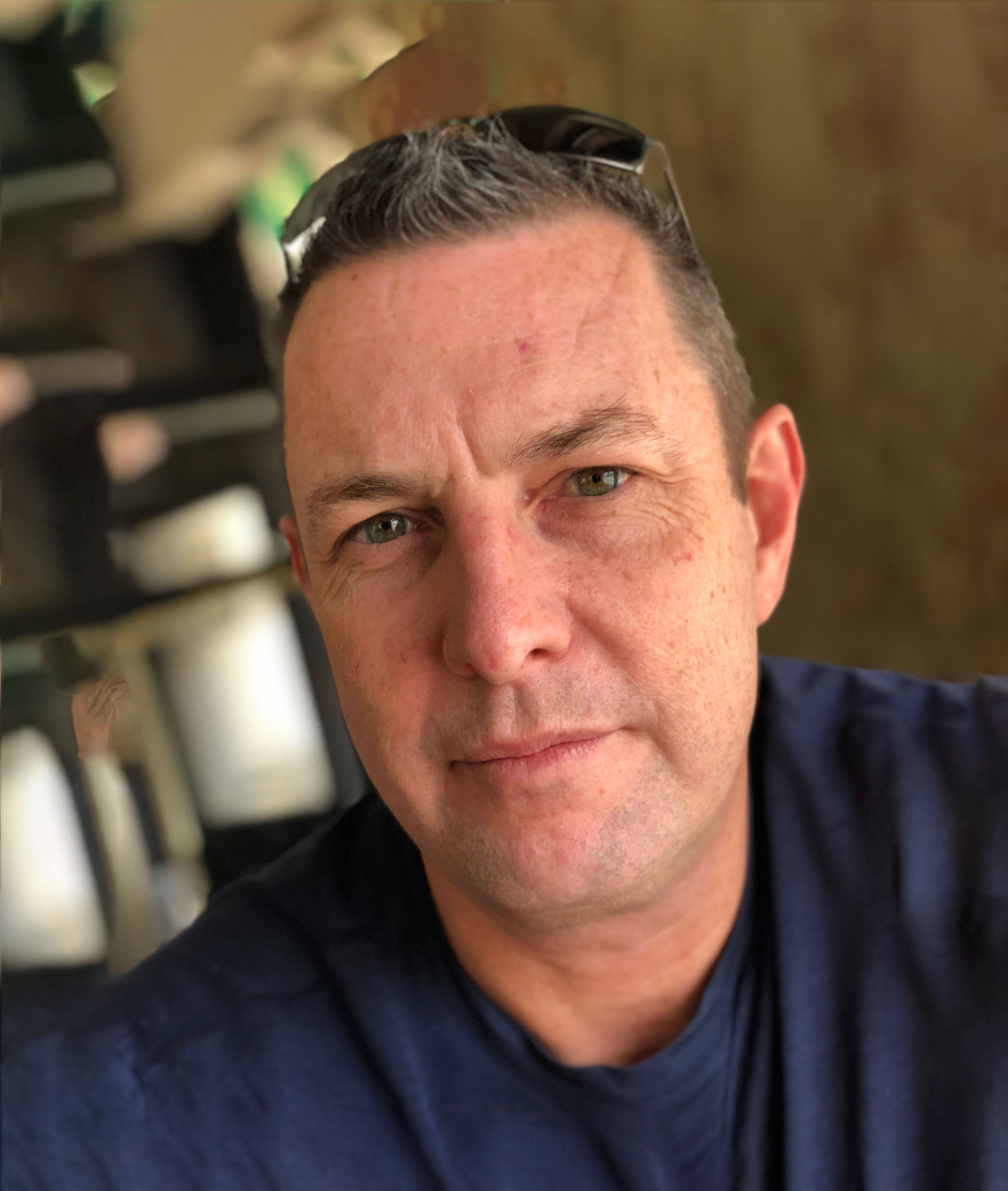 Dr_Damien_Ford_edited.jpg