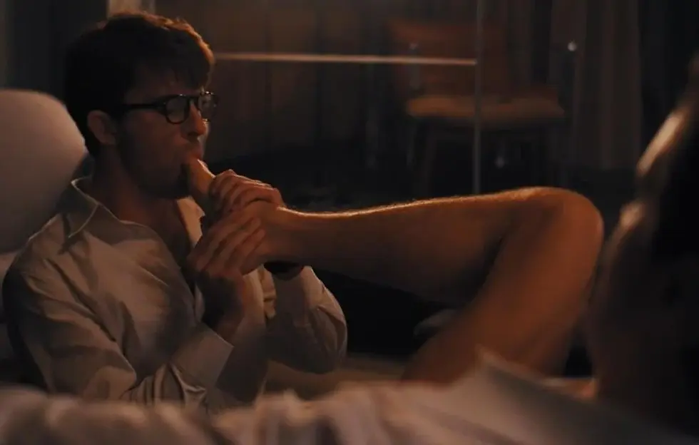 男同志劇評《同路人FELLOW TRAVELERS》,美國影集史上最多場且最好看的男男床戲