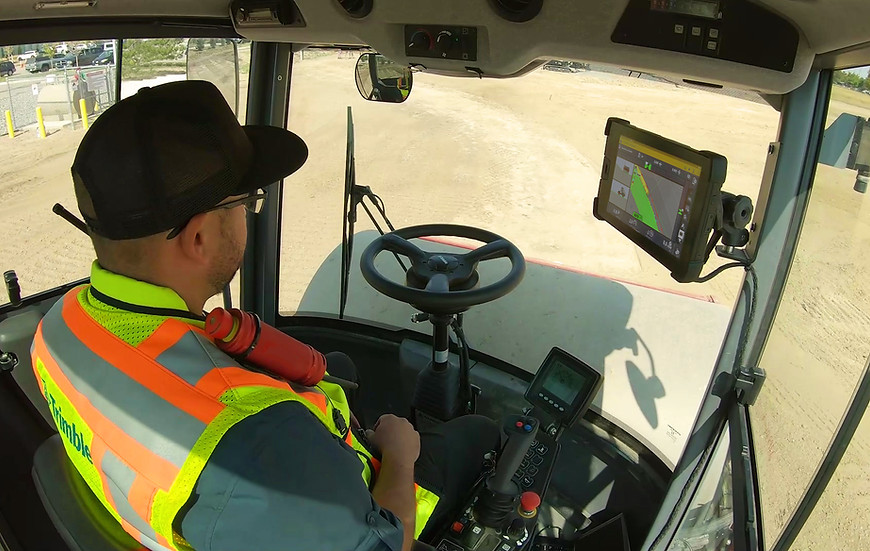 [CFS] Trimble Earthworks Grade Control for Soil Compactors - Horizontal Steering Control.j