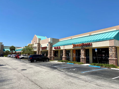 Shoppes At 18th & Commercial