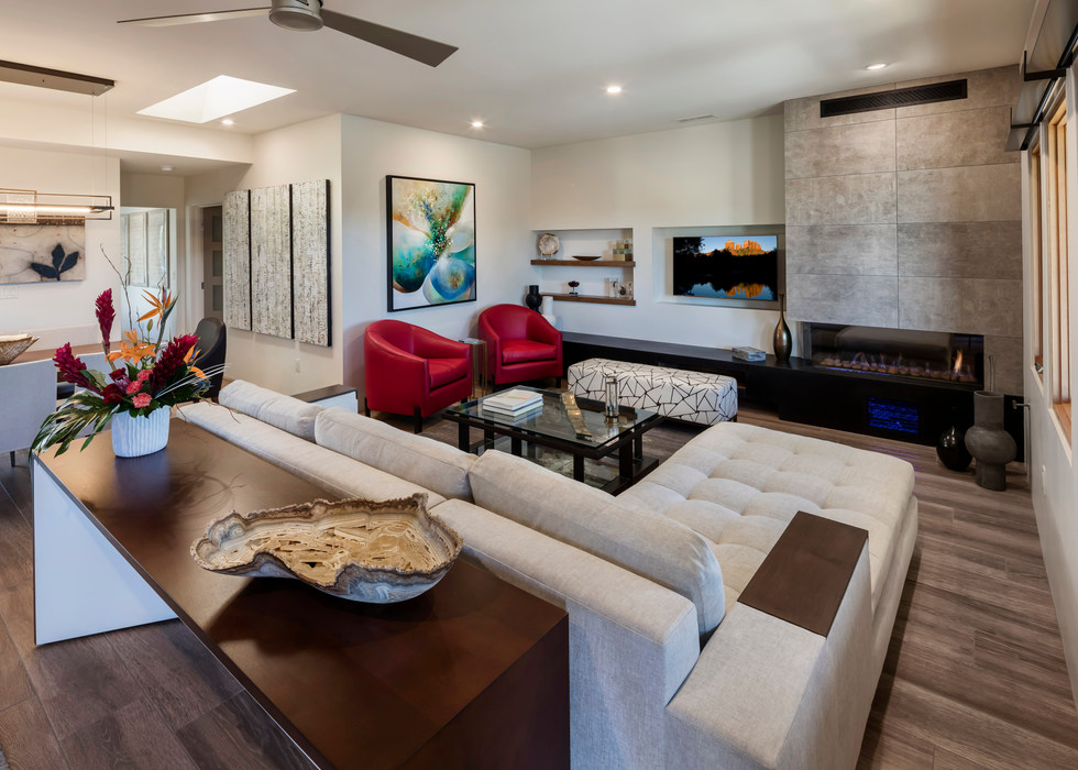 LIVING AREA COMFORT