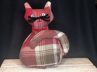 Jan 20_Cat doorstop red brown.jpeg