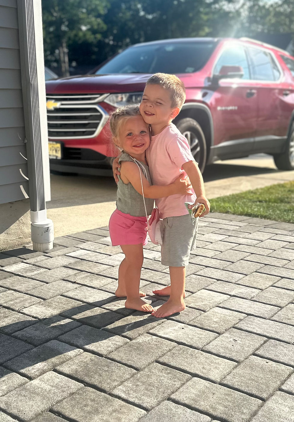 Two toddlers playing