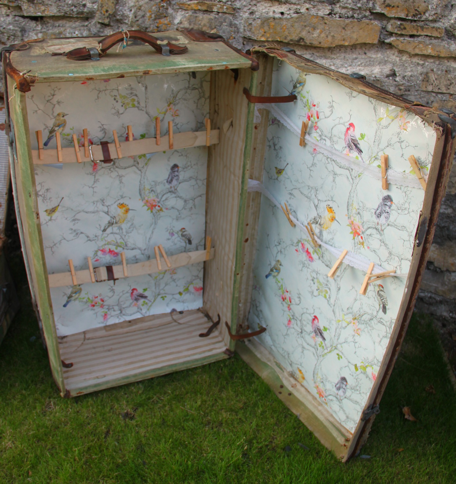 Trunk for Table Plan