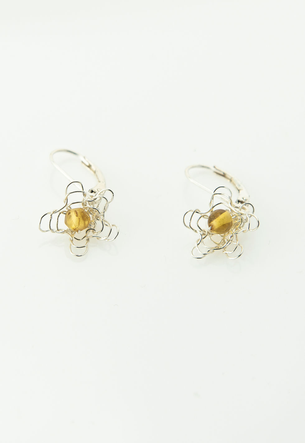 Miniatura: Aretes tejidos a mano • Flor de Marie