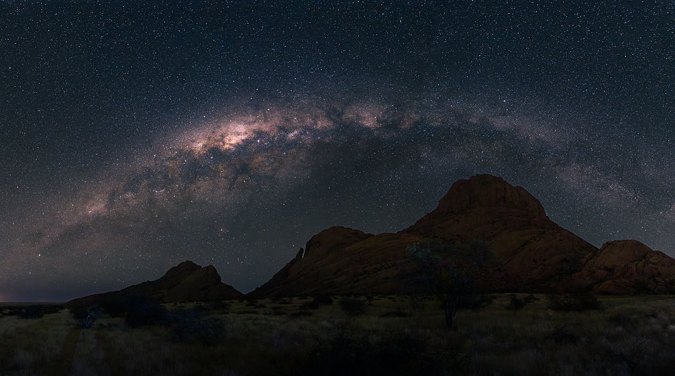 Milky Way arching over Spitzkoppe mountain in Namibia, Will Gray Photography, astrophotography in Africa, night sky