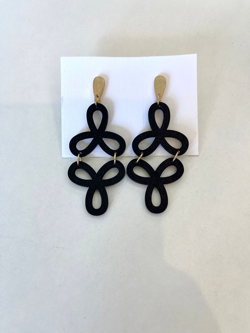 Contemporary Gold Box Style Station Chain