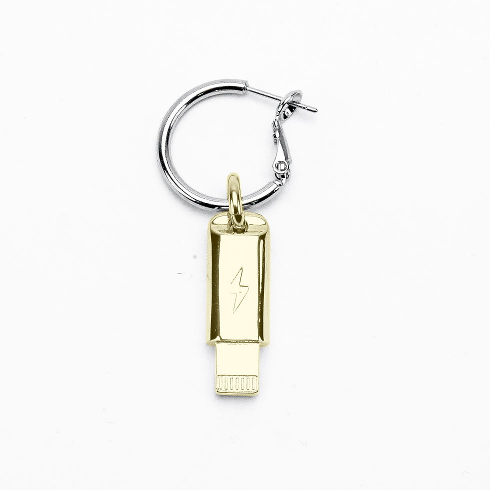 EARRING "USB-C" - GLD