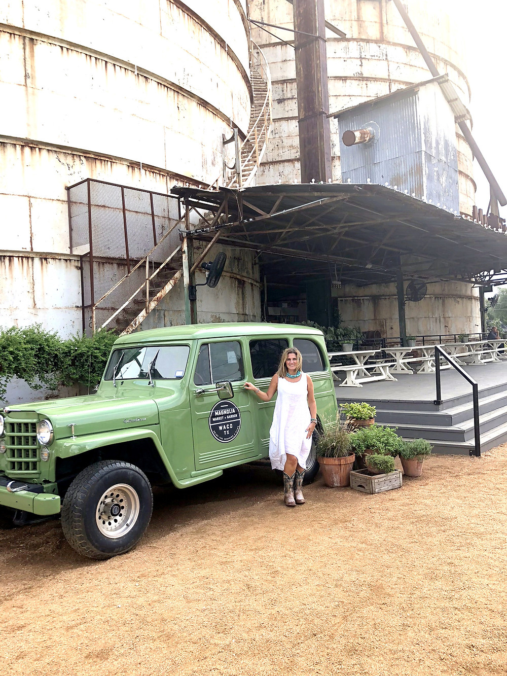The famous Magnolia green car