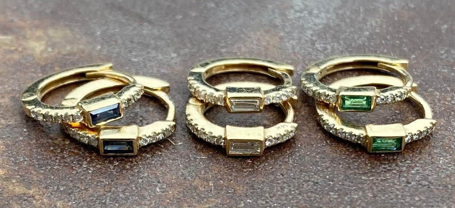 Diamond, Emerald, blue sapphire Huggy 14kt gold earrings