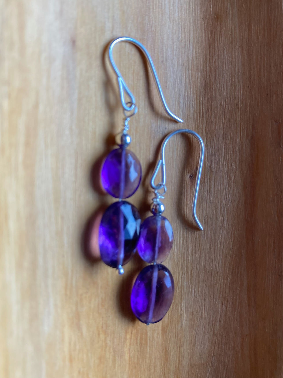 Thumbnail: CROCUS - Dangle Earrings - Sterling Silver - Chrysoprase