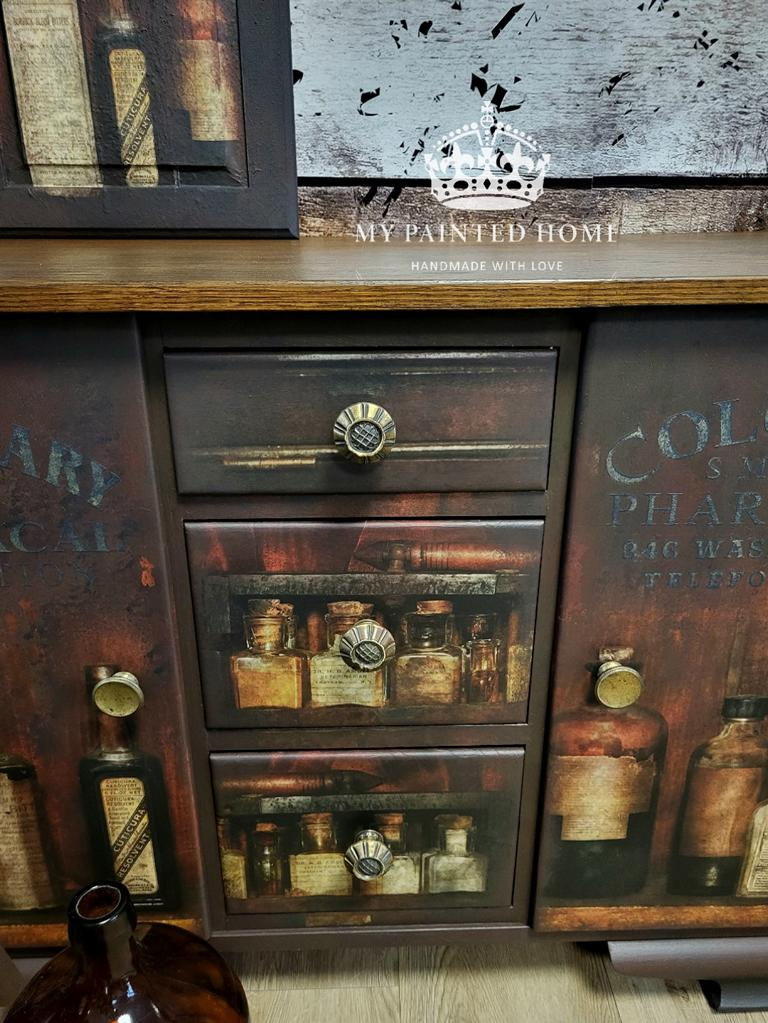 Miniaturbild: Apothekerschrank Hocker und Wandboard