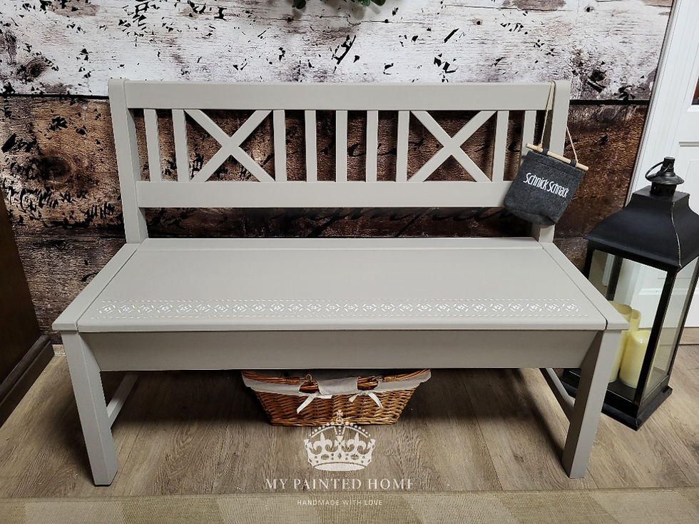 Bank Painting the Past Putty Sitzbank