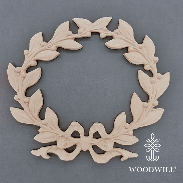 WOODWILL Dekorativer Blätterkranz mit Schleife – Flexibles Holzornament