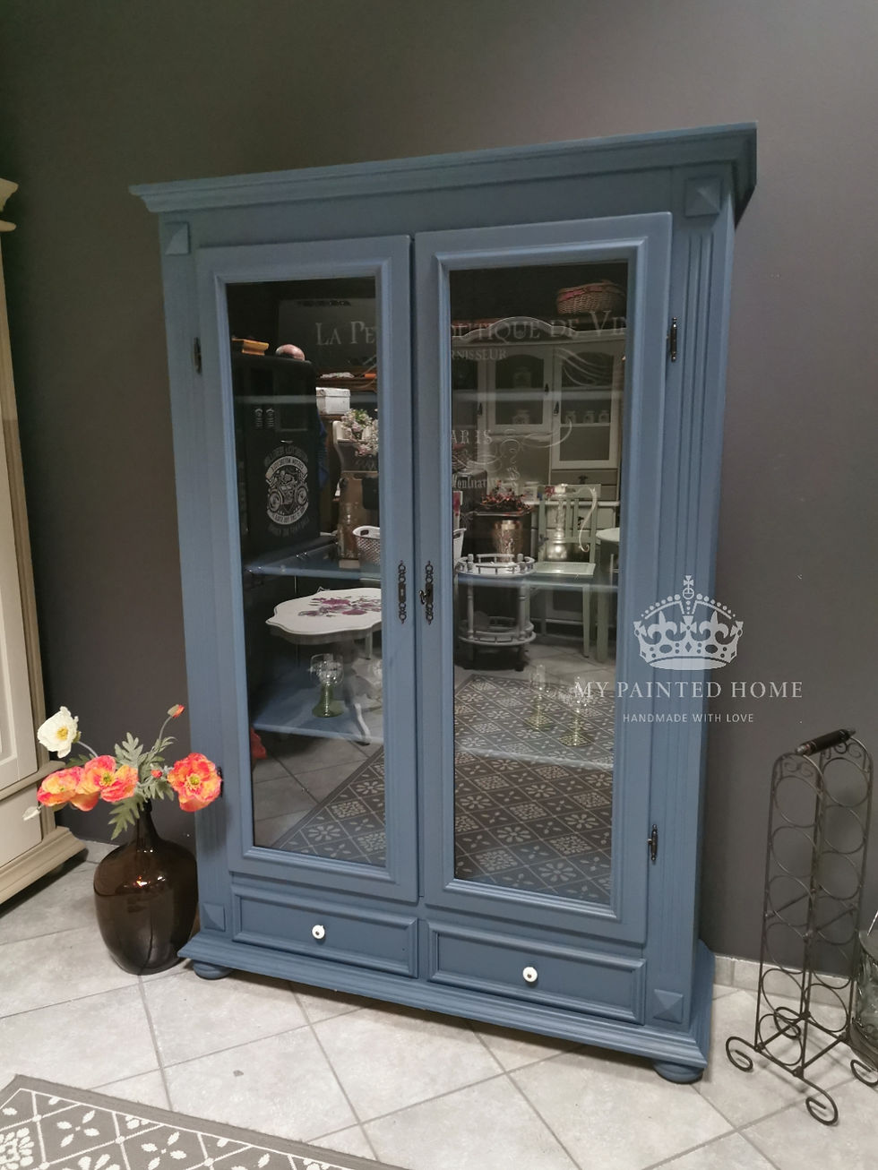 Miniaturbild: VITRINE - Vitrinenschrank "DENIM" in blau matt