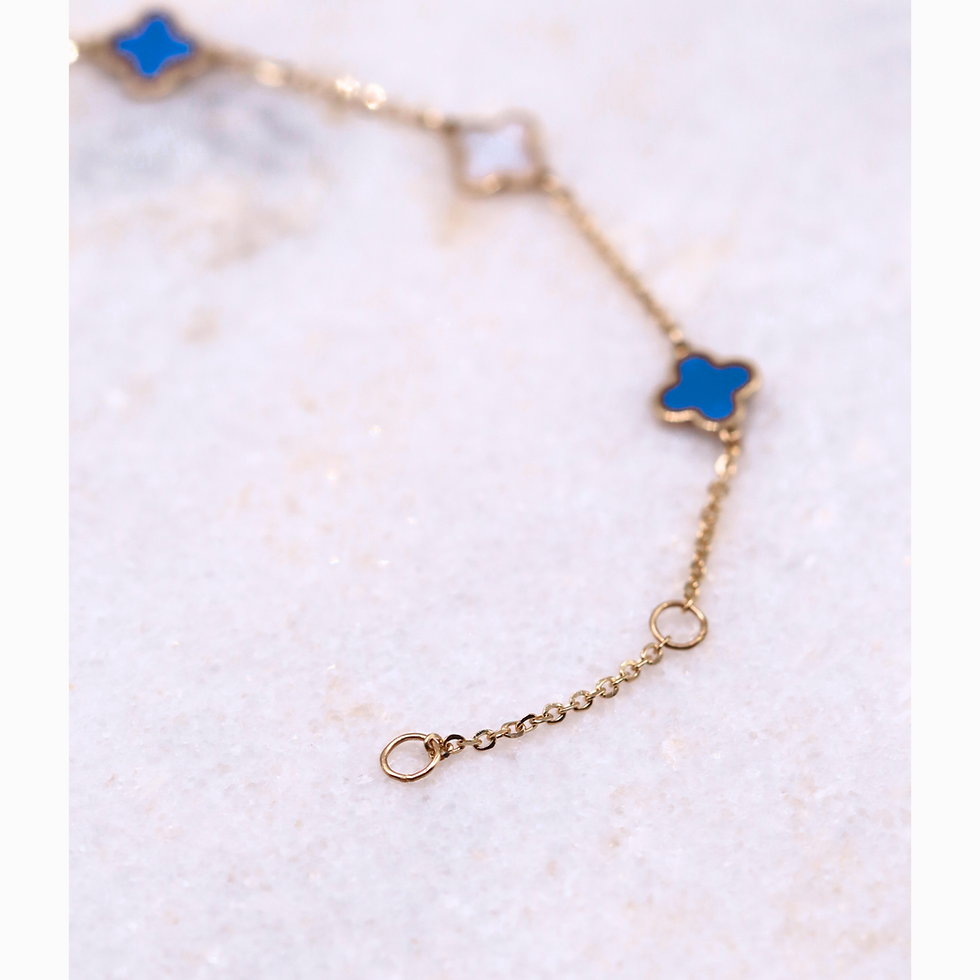 Thumbnail: Klaver armband – parelmoer & blauw edelsteen (14k goud)