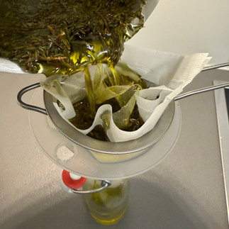 Herstellung von Kräuteröl mittls Heissauszug