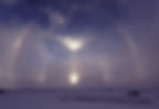 Halo, Halophänomene und Haloffekte; Entstehung, Bildung durch Lichtbrechung und Reflexion von Sonnenlicht an Eiskristallen; 46 Grad Grosser Haloring