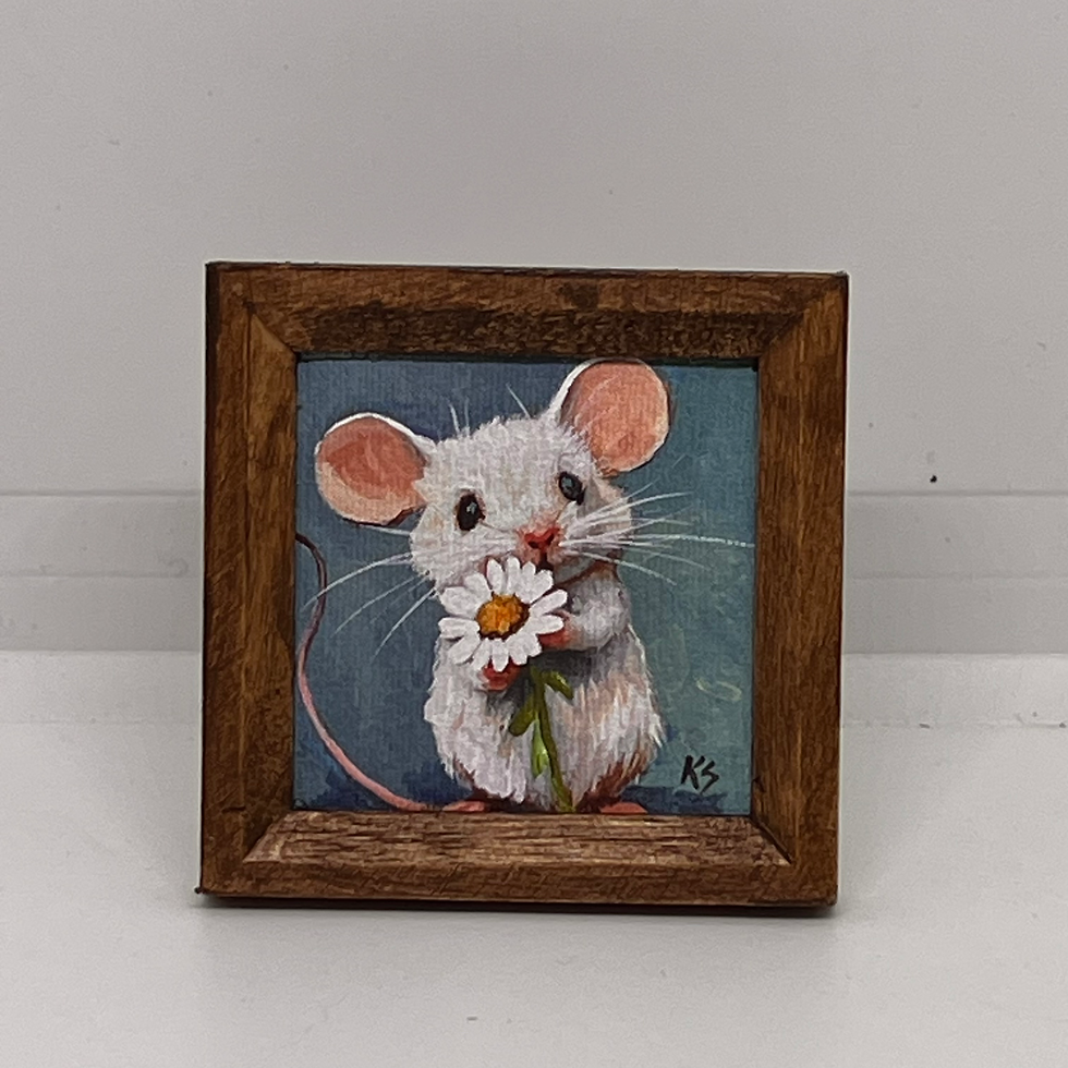 Thumbnail: Miniature Mouse w/ White Daisy Set