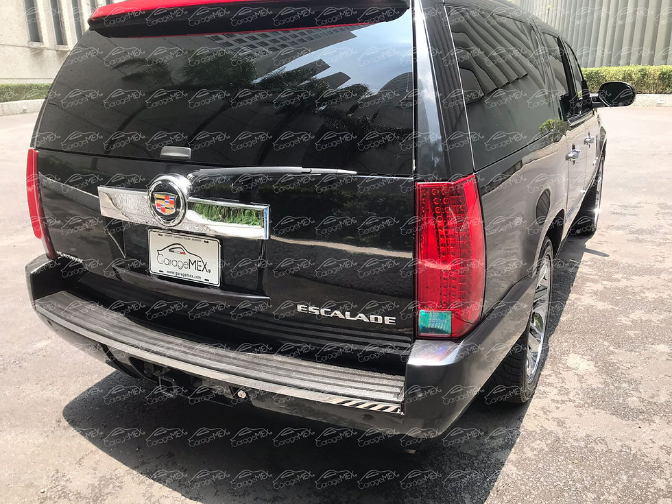 Miniatura: Cadillac Escalade Platinum ESV 2013