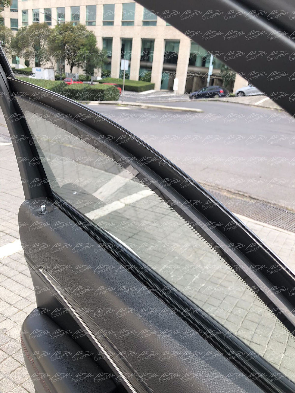 Miniatura: Jeep Grand Cherokee Blindada Nivel 3 2018