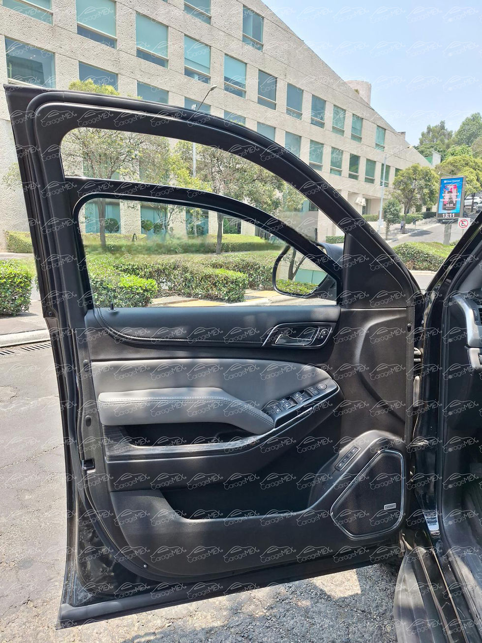 Miniatura: Chevrolet Suburban Blindada Nivel 3 - 2016