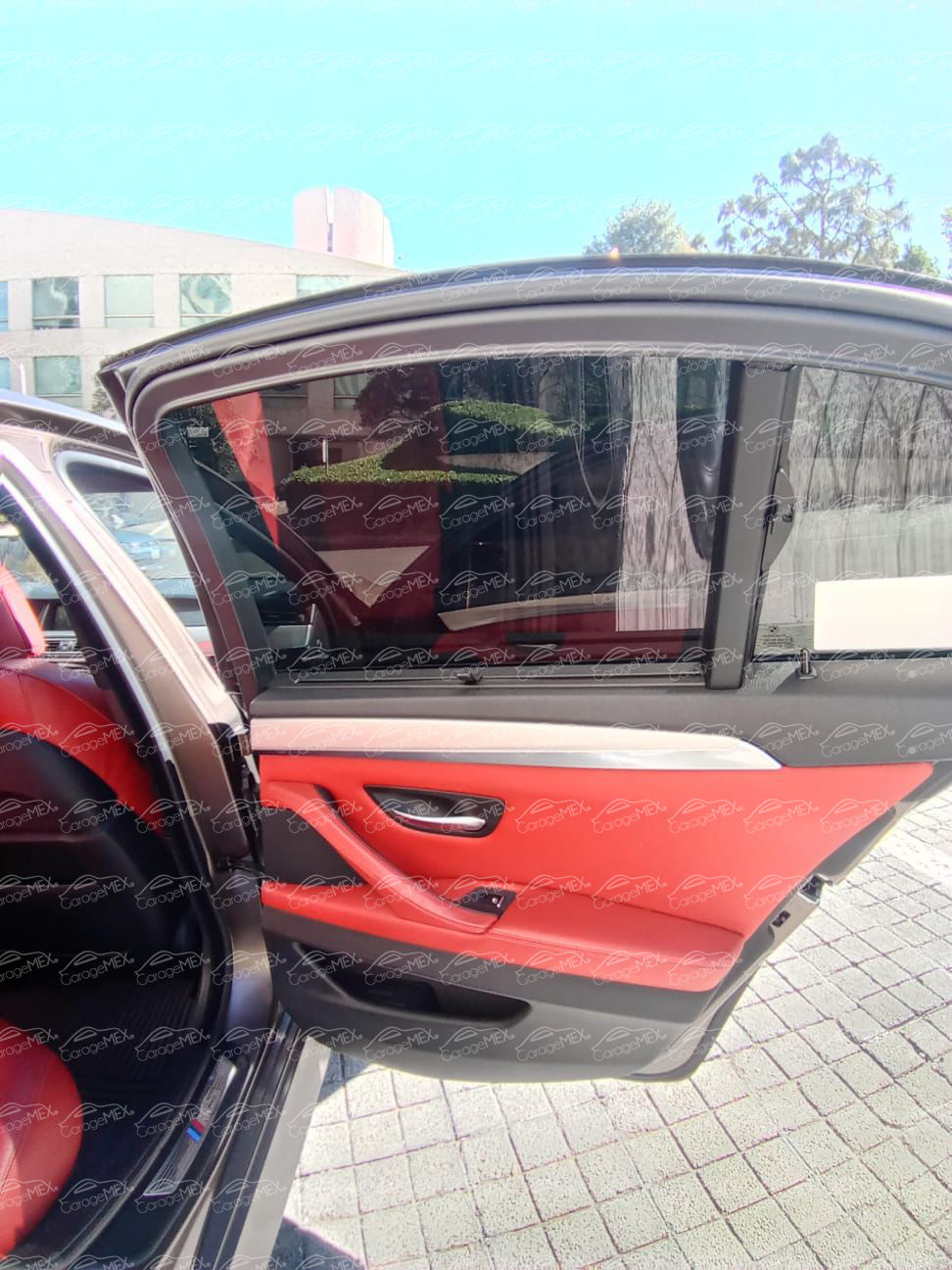 Miniatura: BMW M5 - 2014
