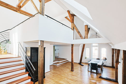 blick_vom_eingang_rechts_quer_005_HDR 1.jpg