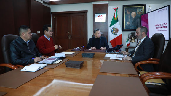 Mantiene Julio Menchaca sesión permanente del Comité de Emergencia