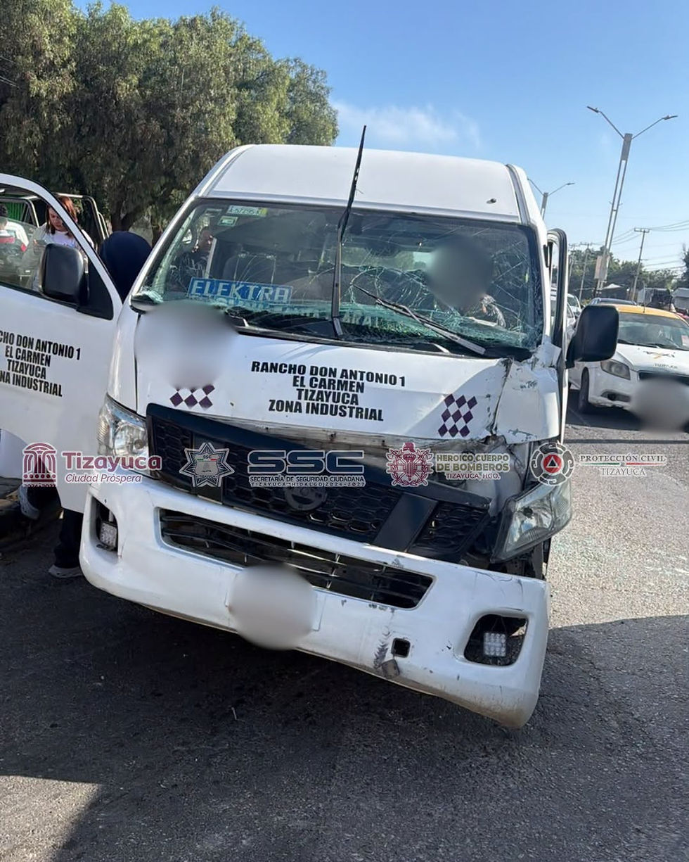Deja 12 lesionados choque en la carretera México-Pachuca