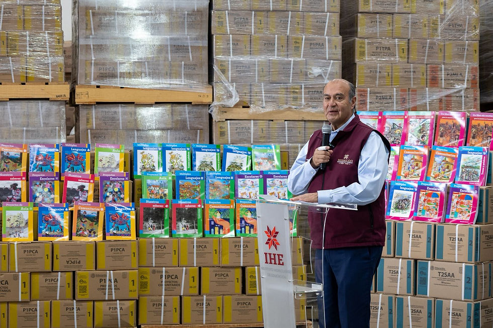 Hidalgo inicia megadistribución de más de 3.7 millones de libros de texto